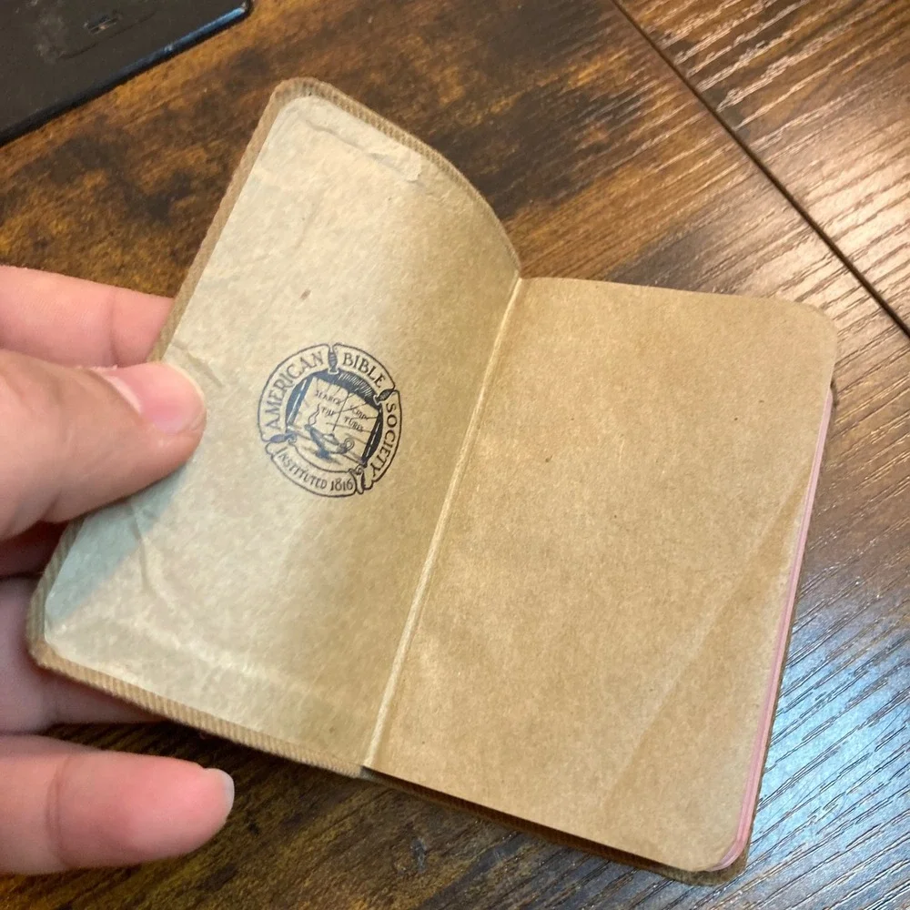 Antique 1917 Military Pocket Bible American Bible Society WW1 New Testament
